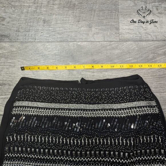 H&M Beaded Sequin Mini Skirt Size 4 - Picture 3 of 5